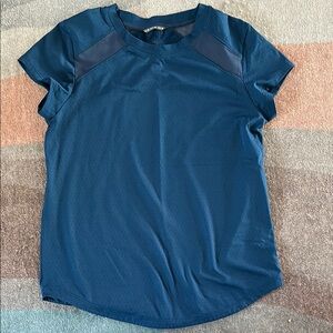 Oiselle Blue Short Sleeve Top- 06